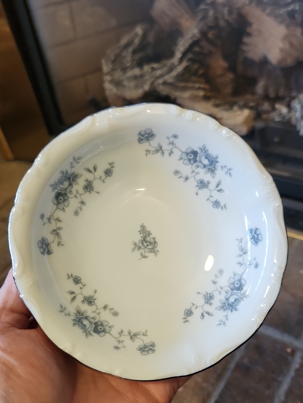 Johann Haviland White Porcelain Dessert Bowl with Blue Floral Platitnum Trim
